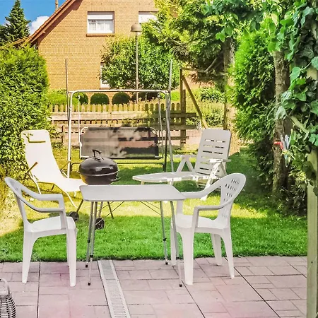 2 Bedroom Stunning In Apartamento Rehburg-Loccum