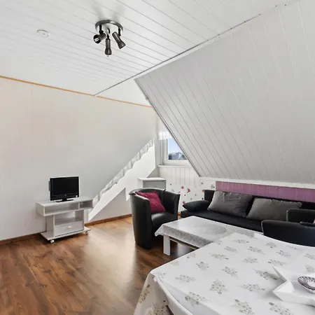 Apartamento 2 Bedroom Stunning In *