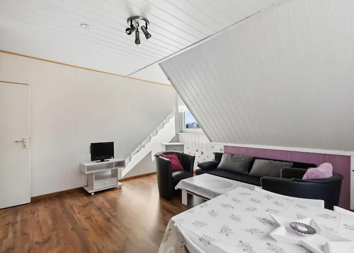 Daire 2 Bedroom Stunning In *