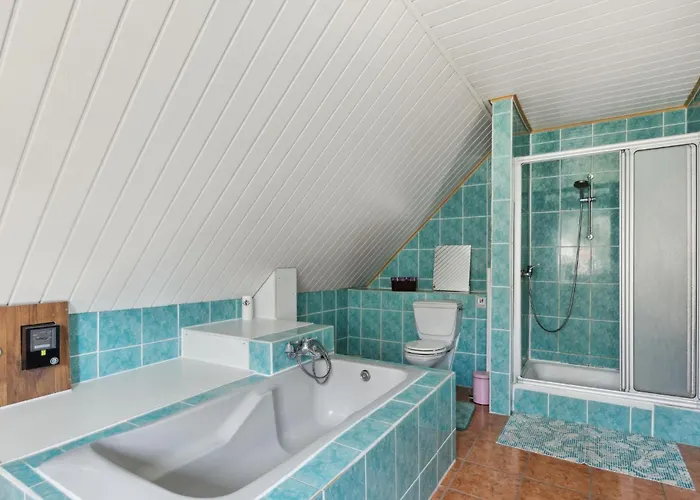 2 Bedroom Stunning In